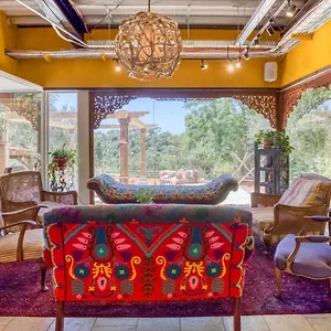 https://mantur-beit-oren.gethaifahotels.com