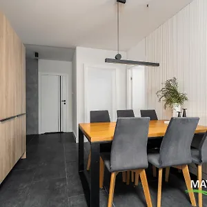 https://maybesea-polanki-park-premium.kolobrzeghotels.com